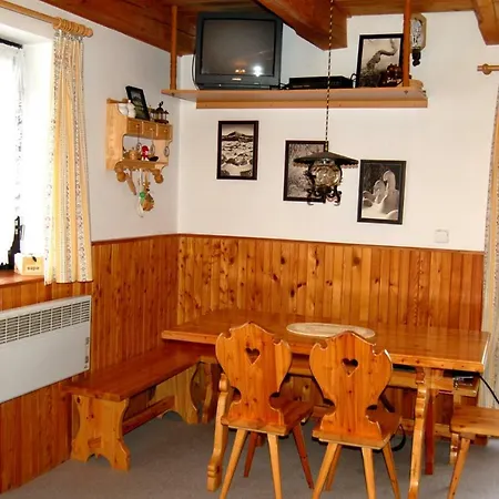 Holiday In 1036 Дом отдыха Ceska Cermna
